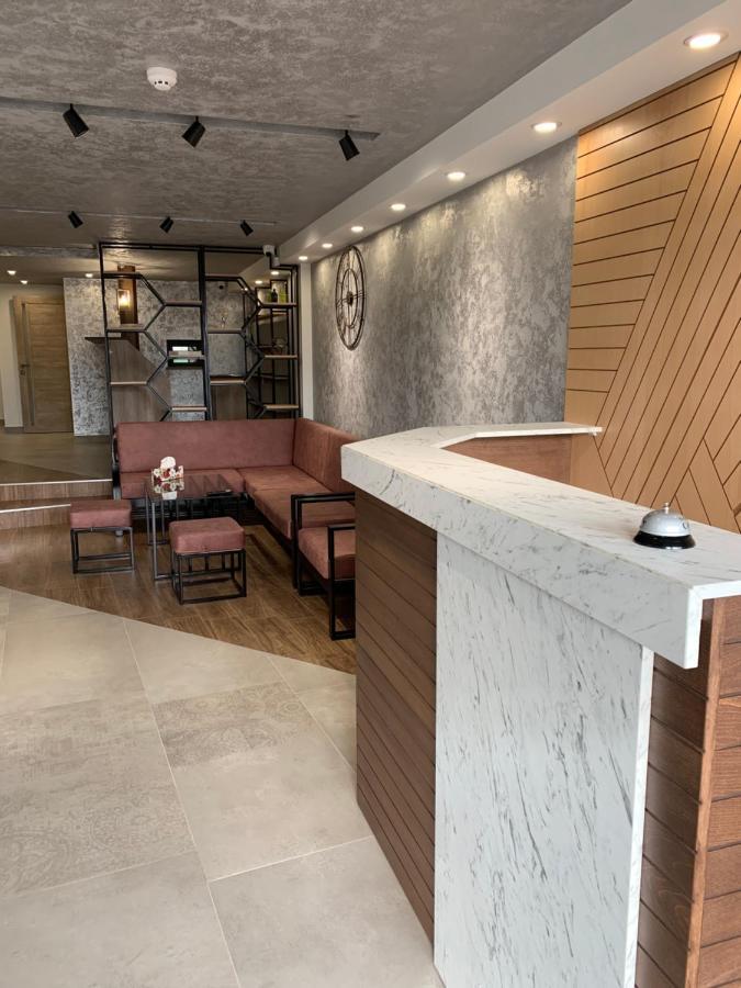 Vertoni Hotel יירבאן מראה חיצוני תמונה