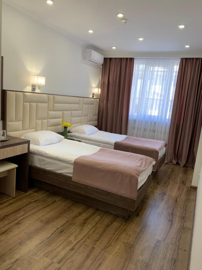Vertoni Hotel יירבאן מראה חיצוני תמונה